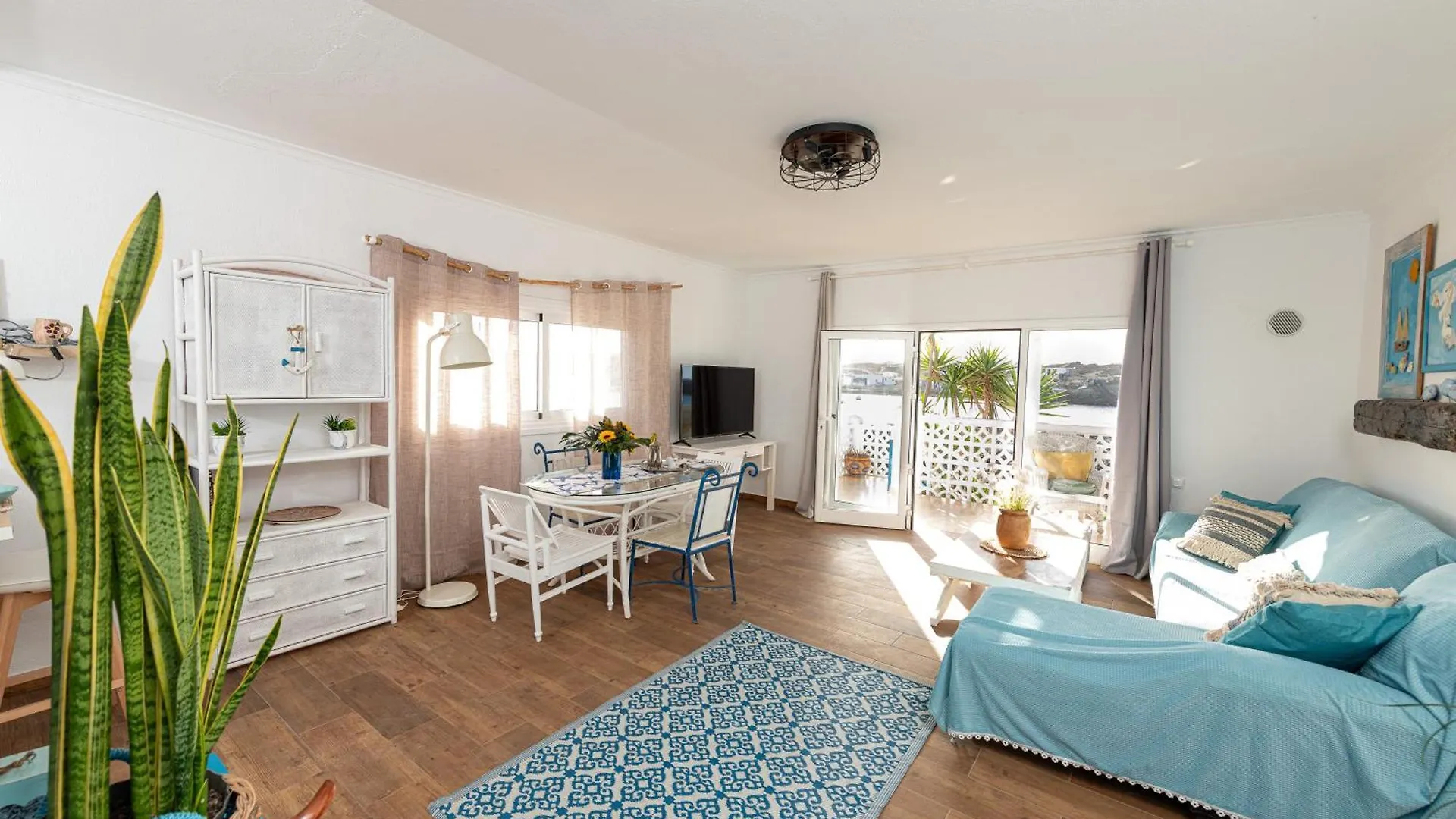 Beachfront Two Bedrooms House Casa Toral Majanicho Holiday home